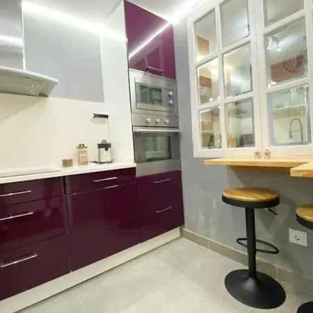 Apartamento 2h 2b En El Centro Con Garaje * A Coruna